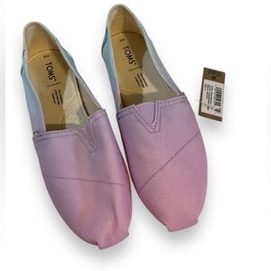NWT Toms lavender / Sky Blue ombré printed canvas shoes